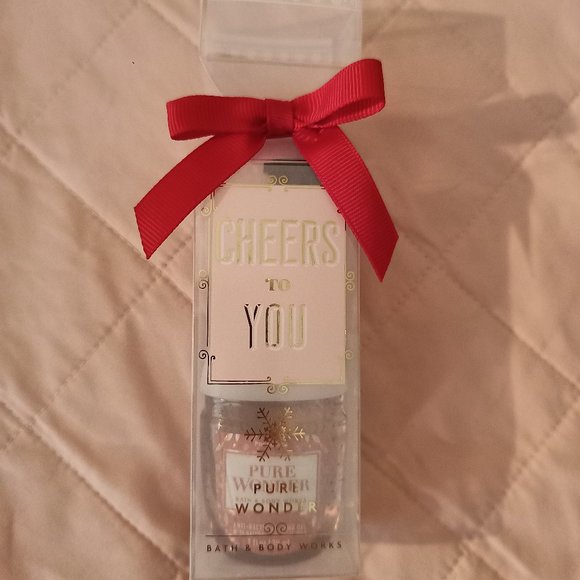 Bath & Body Works Pure Wonder Gift Set and Waikiki Beach Coconut Hand Cream - Picture 1 of 5